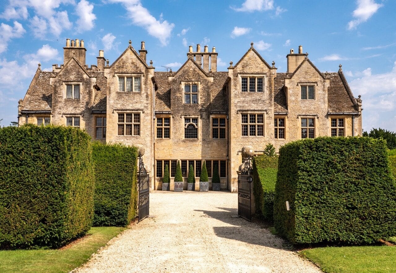 Shipton Court rental stay in the Cotswolds