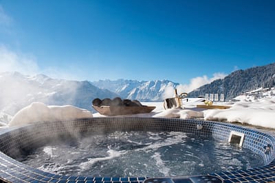 Chouqui - Hot Tub (3) chalet Chouqui Hot Tub